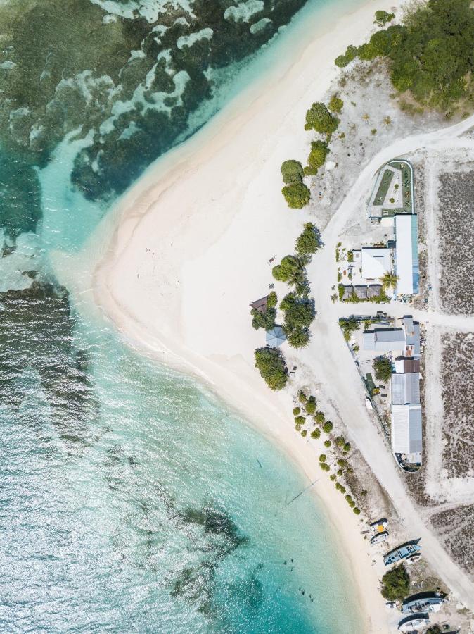 One The Island Hotell Naifaru Exteriör bild