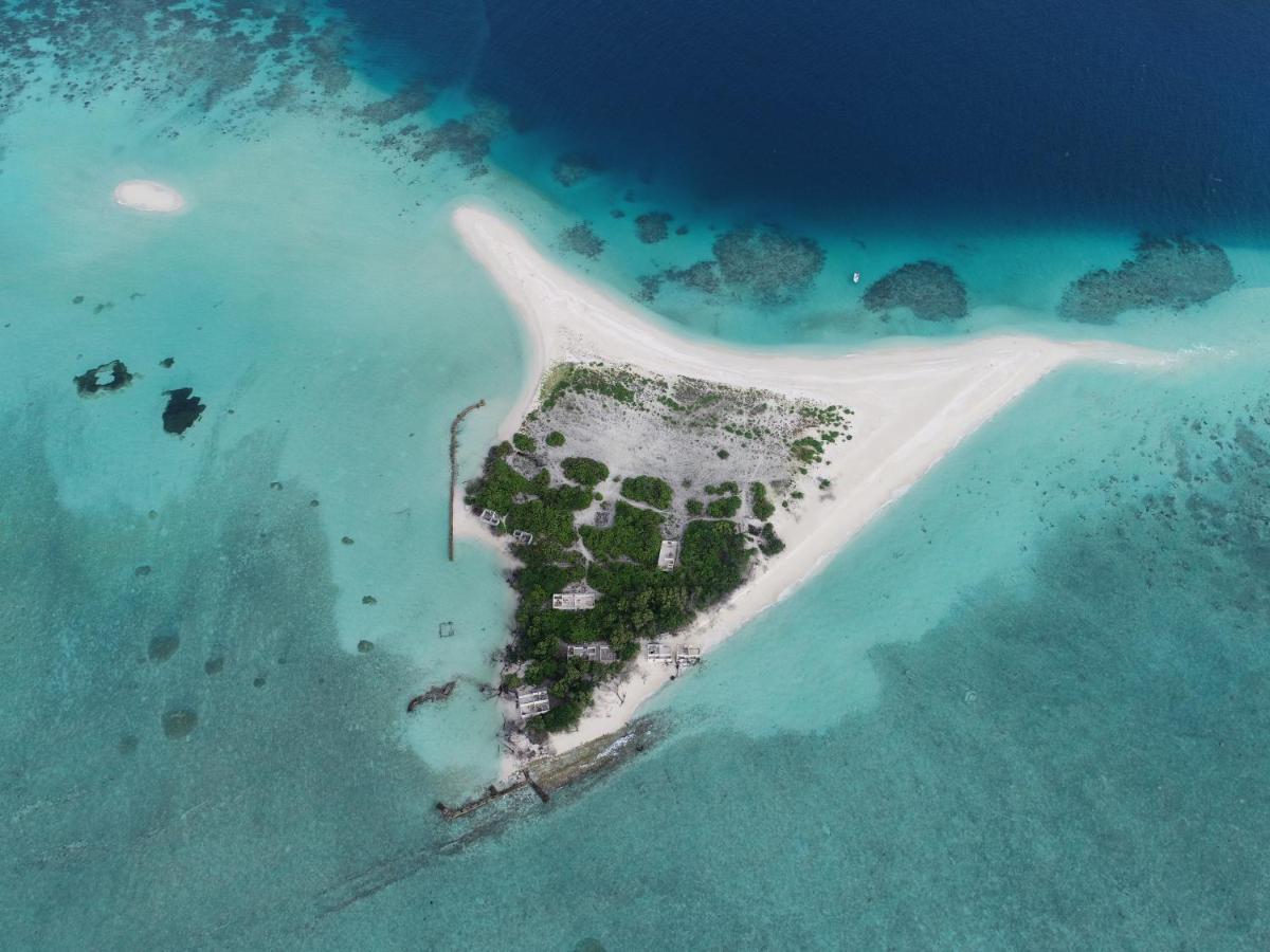 One The Island Hotell Naifaru Exteriör bild