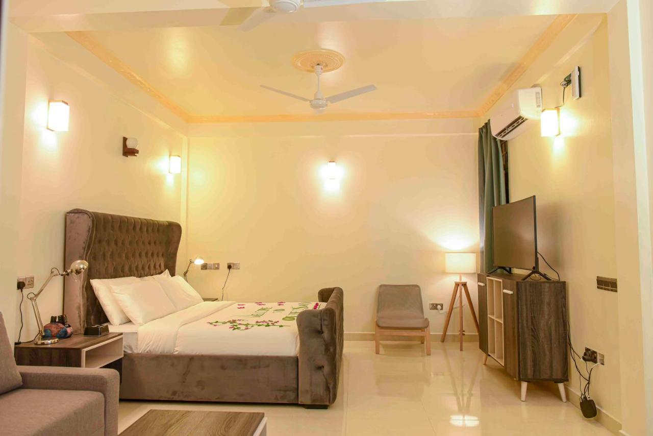 One The Island Hotell Naifaru Exteriör bild